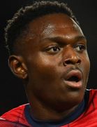 Josh Williamsboyu ve yaşı kaç