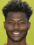 Owura Edwardsboyu ve yaşı kaç