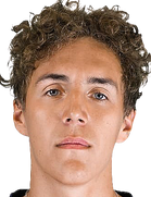 Andrey Okladnikovboyu ve yaşı kaç