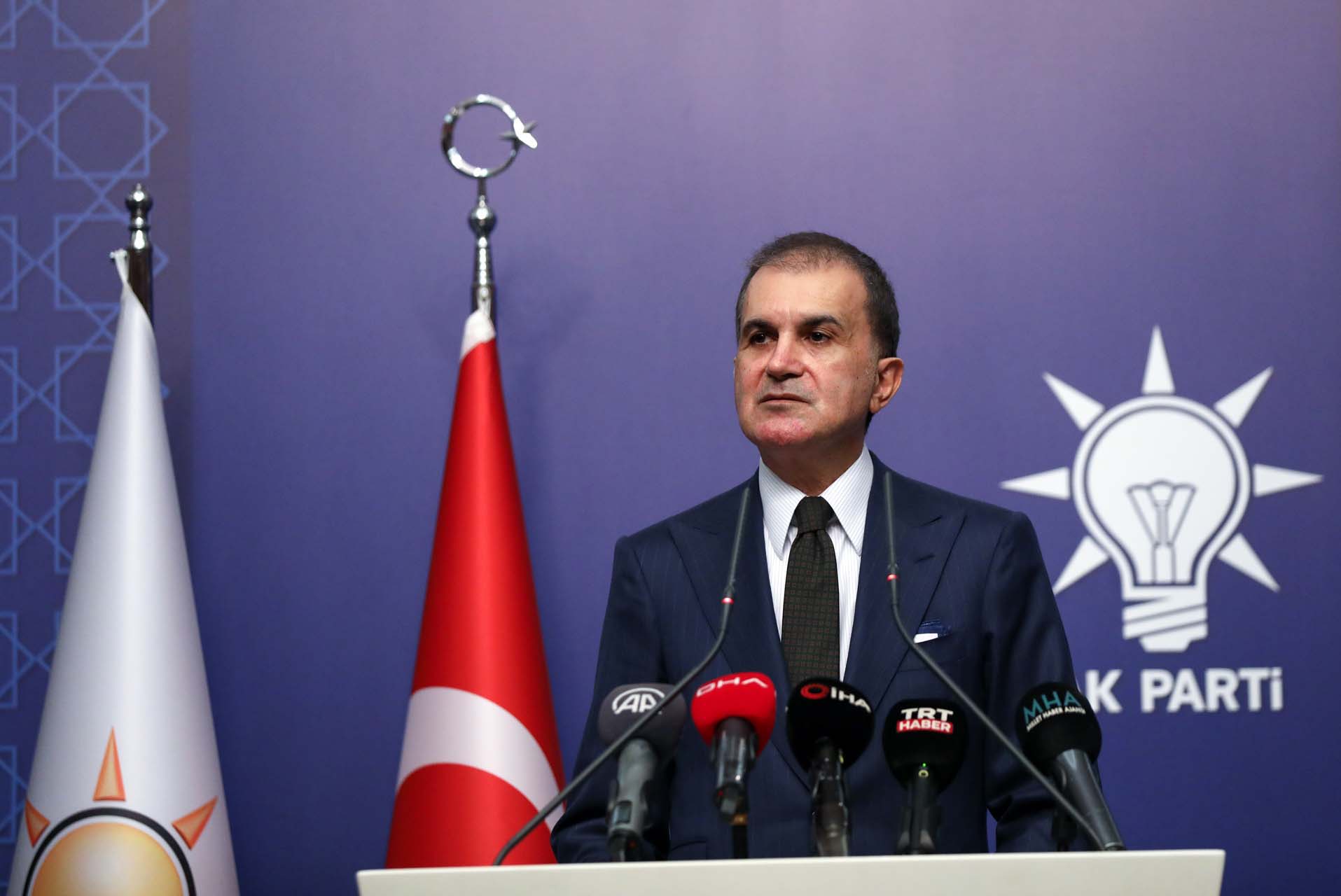 CHP, İsveç'teki provokasyonu kınadı! AK Parti'den açıklama geldi: Ortaya koyduğunuz bu tavrı değerli buluyoruz