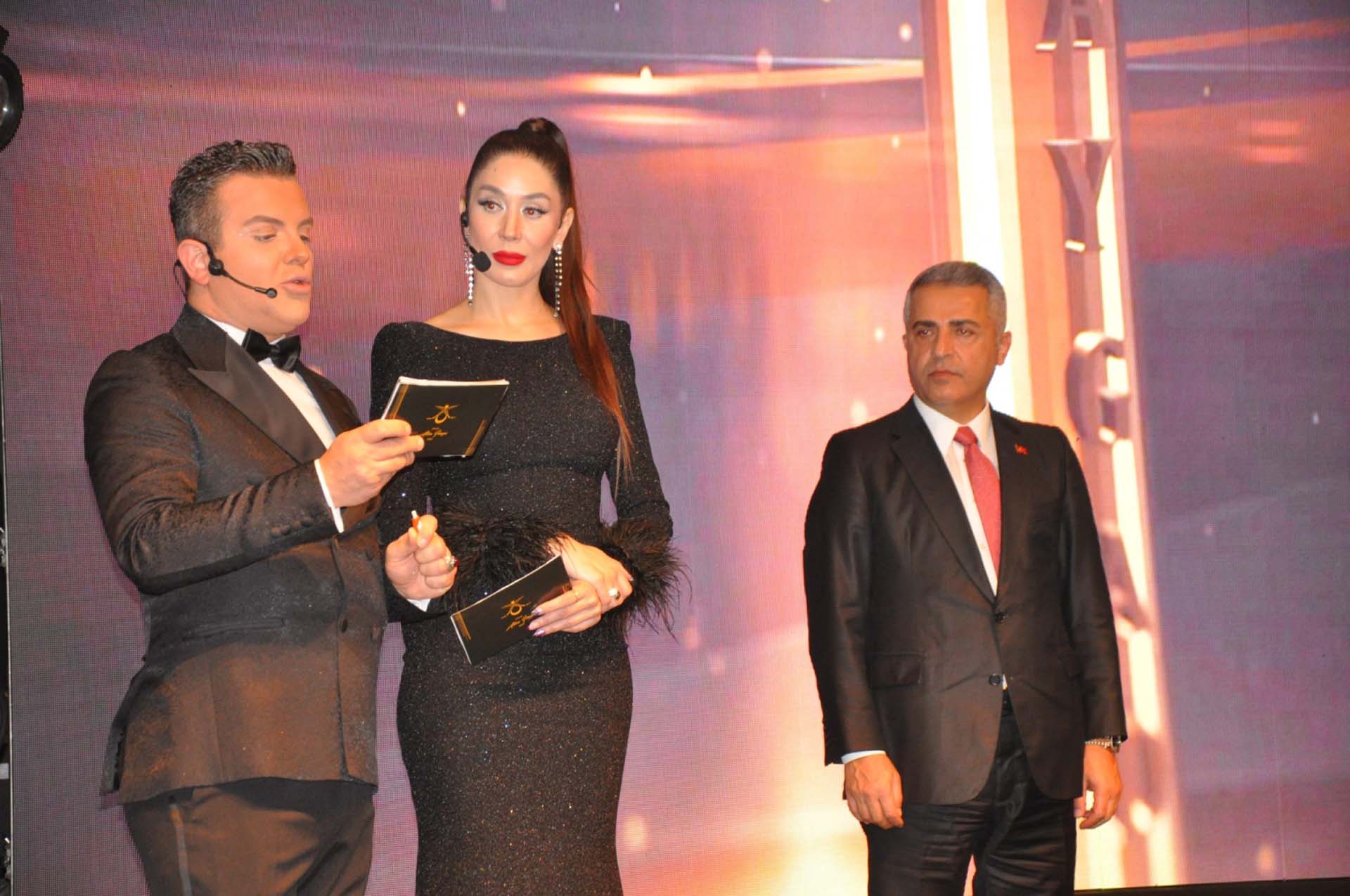 36 farklı kategoride ödül! AYGAD, Altın İmza Ödülleri sahiplerini buldu!