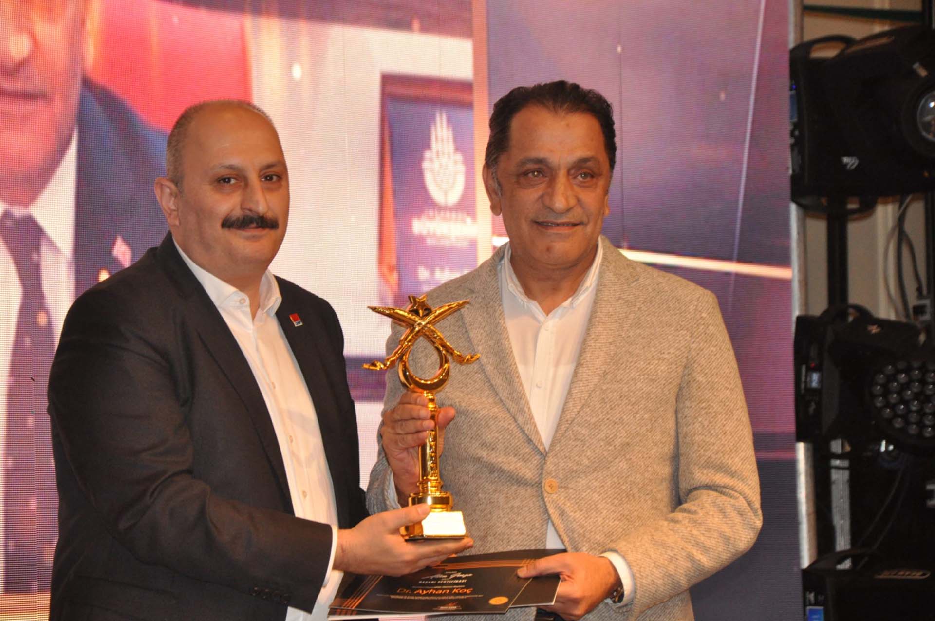 36 farklı kategoride ödül! AYGAD, Altın İmza Ödülleri sahiplerini buldu!