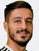 kimdir, boyu kaç, hangi takımda