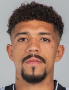 Douglas Augusto kimdir, nereli, kaç yaşında? 2023 Douglas Augusto Piyasa değeri ne kadar, Hangi takımlarda oynadı?