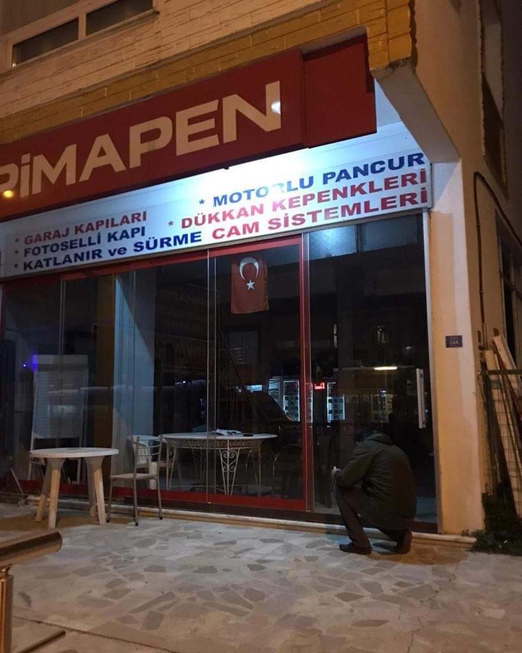 MHP Çınarcık ilçe teşkilatından esnafa siftah parası!