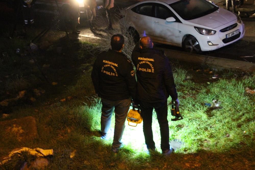 İzmir'de talihsiz kaza: Bilgisayar oyunu oynarken vurulan genç hayatını kaybetti