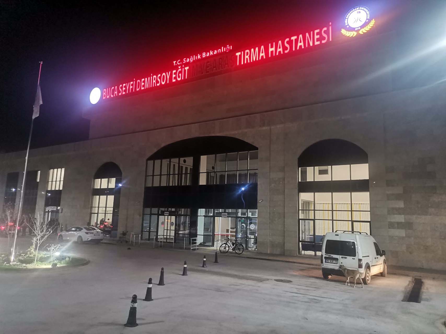 İzmir'de iki grup arasında bıçaklı silahlı kavga: Ölüler var