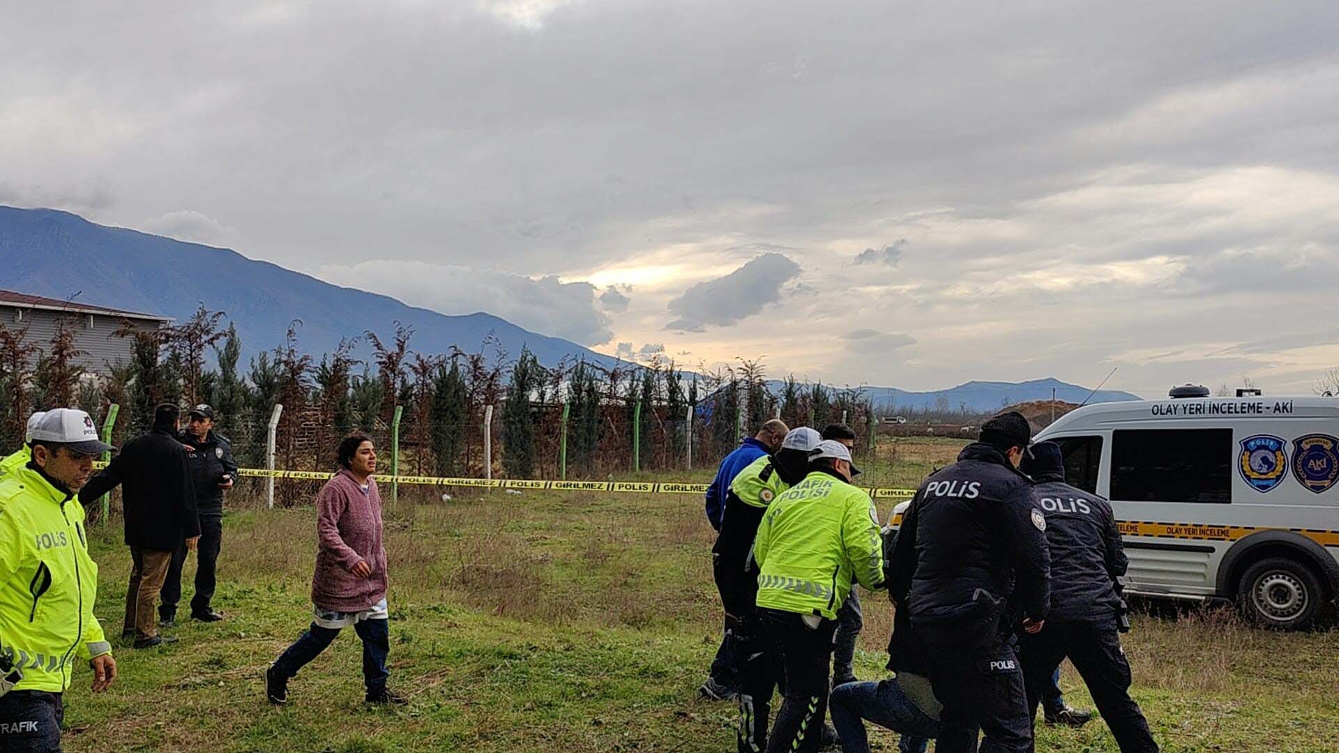 Bursa'da ailesiyle tartışan polis memuru, dehşet saçtı! Annesi, iki abisi ve yengesini öldürdü