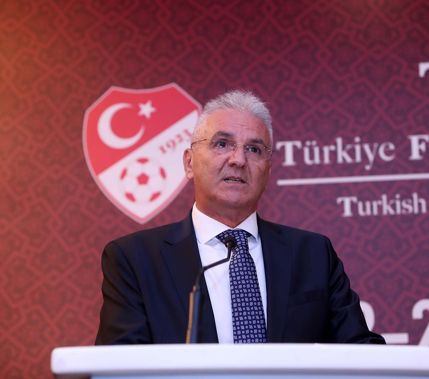 TFF duyurdu! Merkez Hakem Kurulu Başkanı Sabri Çelik ve kurul üyeleri istifa etti 