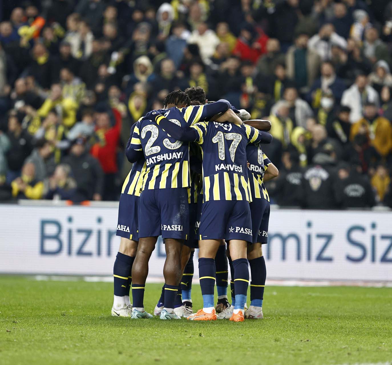 Fenerbahçe, Kasımpaşa'yı golcüleriyle yıktı! Valencia 4 golle yıldızlaştı: 5-1 | MAÇ SONUCU