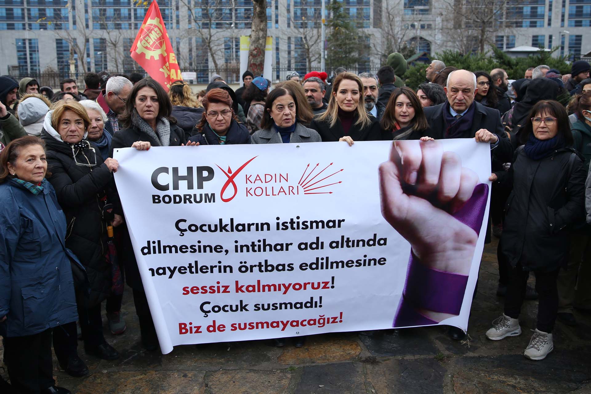  Türkiye'nin konuştuğu olay: 6 yaşındaki çocuğun evlendirilmesi davasına başlandı! 