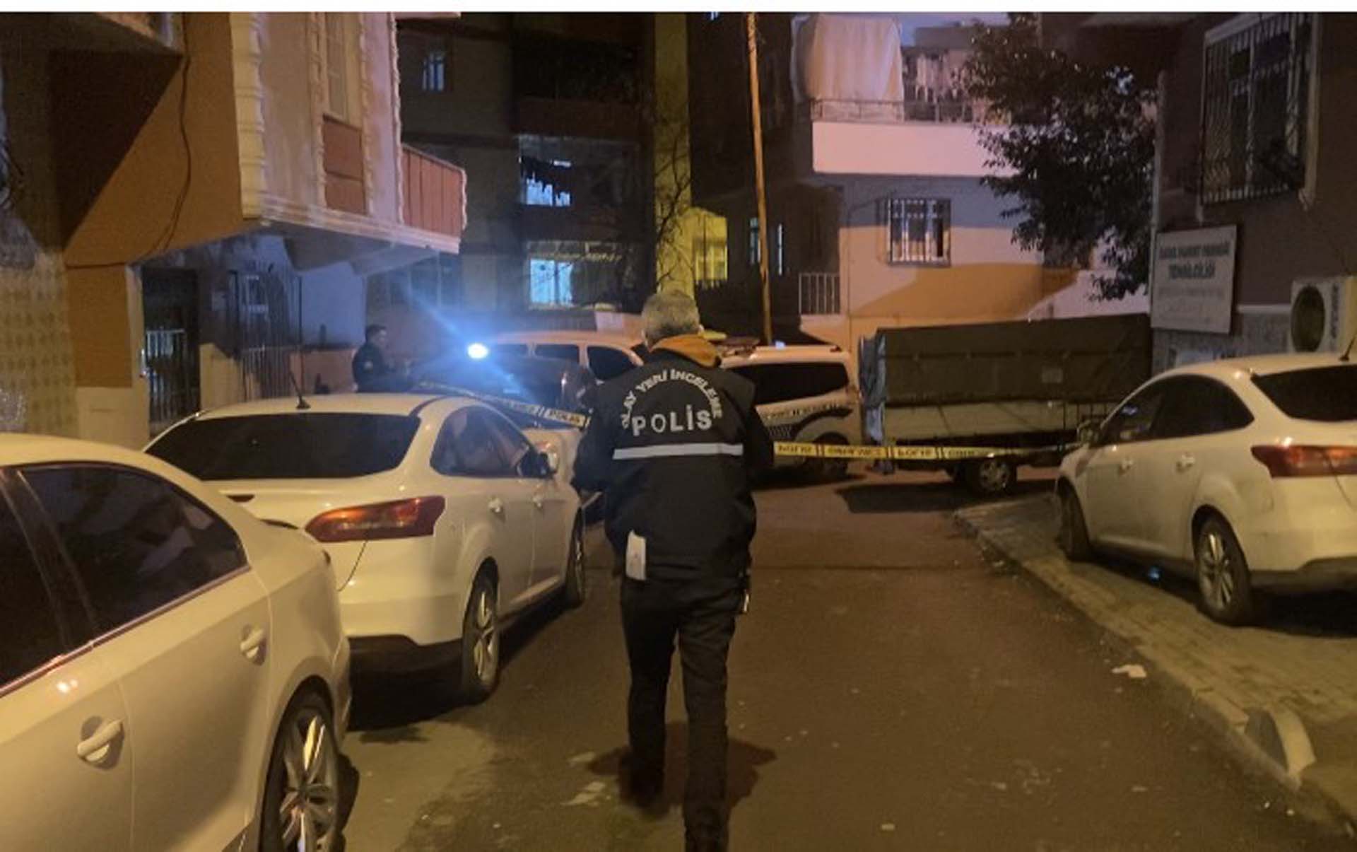 İstanbul Esenler'de koca dehşeti! Eşini silahla vurarak öldürdü