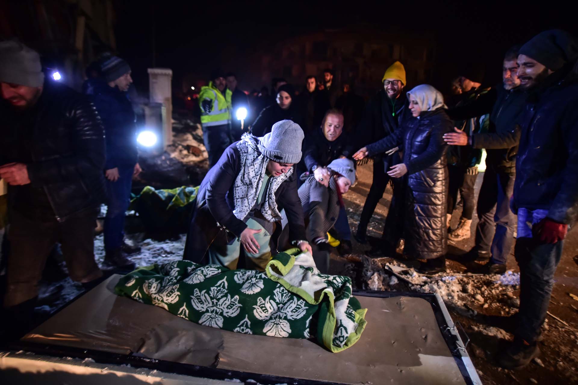 Kahramanmaraş Elbistan'dan yürekleri yakan haber: 1.5 yaşındaki Göktuğ bebek, annesi ve anneannesi hayatını kaybetti 