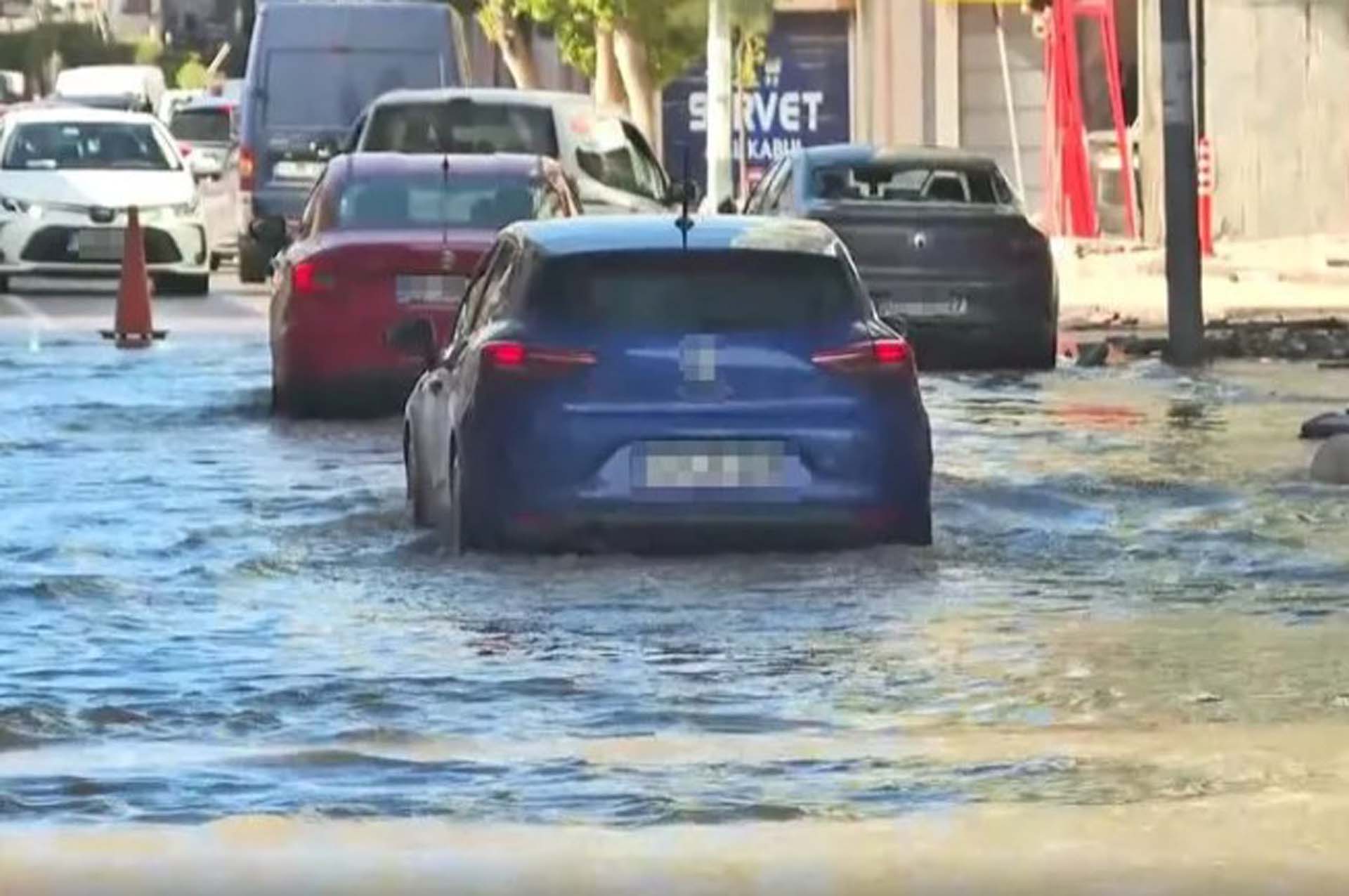 Hatay'da deprem sonrası su seviyesi yükseldi!