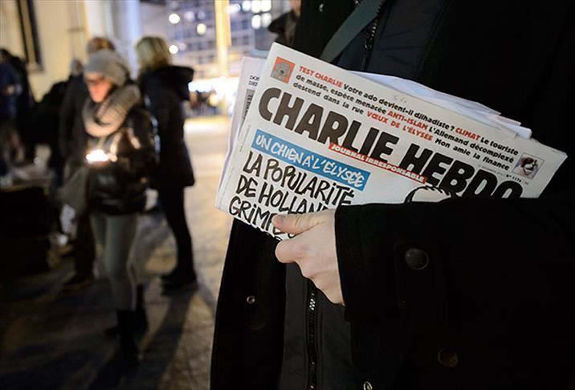 Hadsiz Charlie Hebdo dergisinden skandal karikatür! Türkiye'deki depremle dalga geçtiler 