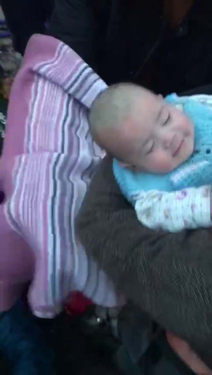 Depremden 50 saat sonra hayata yeniden merhaba diyen Duru bebek!