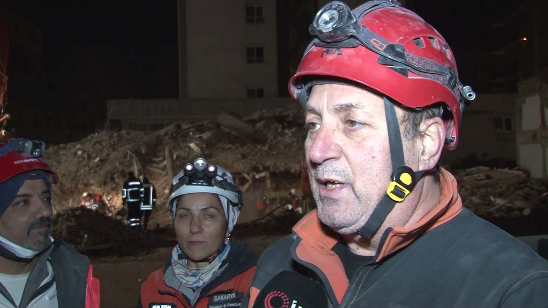 Gaziantep'te 94 saat sonra gelen mucize! Enkaz altında namaz kıldı, idrarını içip hayatta kaldı 