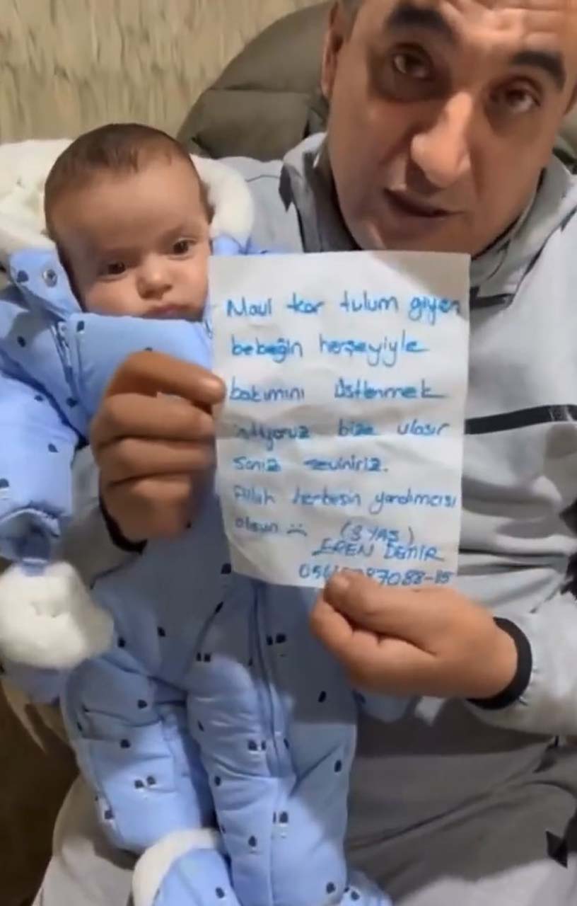 Deprem bölgesine gönderilen bebek tulumundan çıkan not ağlattı: Mavi kar tulumu giyen bebeğin her şeyiyle bakımını üstlenmek istiyoruz
