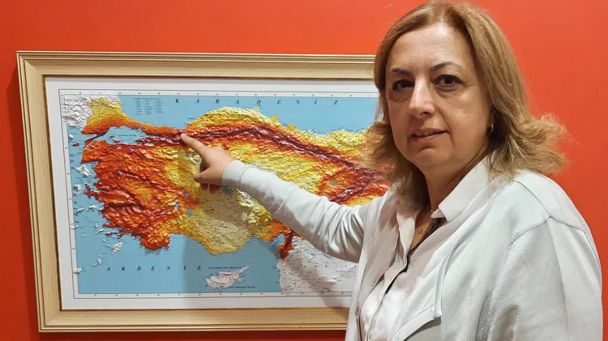 Prof. Dr. Şevket Özden kimdir, nerelidir , kaç yaşındadır, uzmanlık alanı nedir? Jeo Fizik mühendisi Prof Dr. Tuncay Taymaz'ın biyografisi