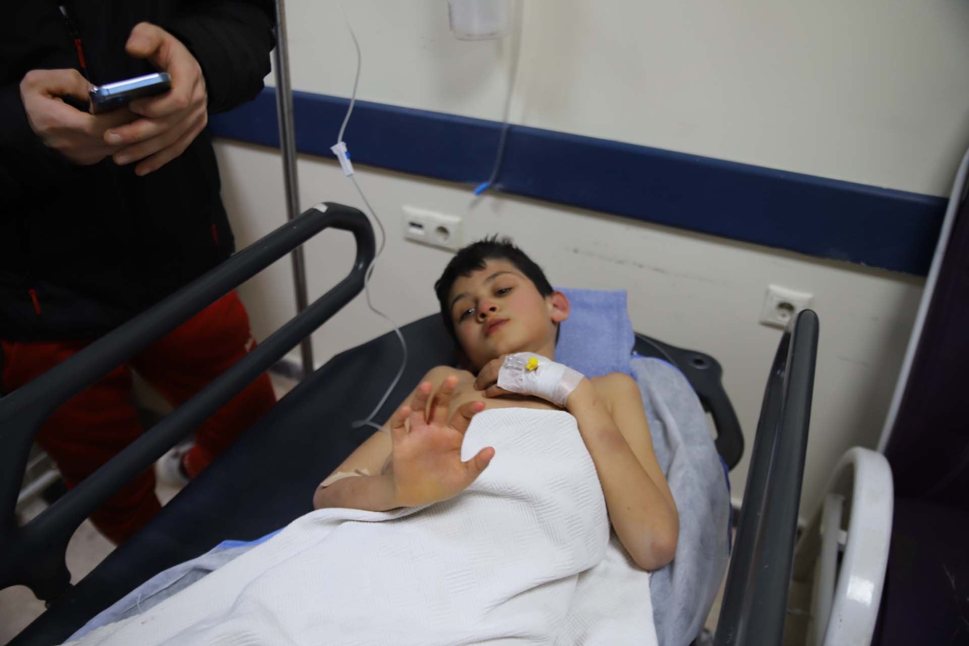 Enkazdan 156 saat sonra çıkan Semih İnce, Muslera ile görüştü: Galatasaraylıyım, formanı istiyorum