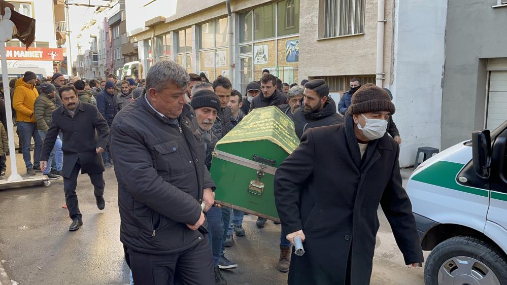 Depremde enkazdan sağ çıkmıştı! Yangında hayatını kaybetti