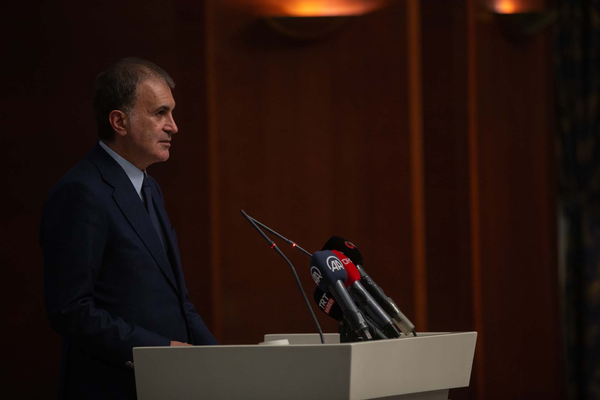 AK Parti Sözcüsü Çelik duyurdu: Elazığ afet bölgesi ilan edilecek! 10 bin TL'lik yardımlar hesaplara yatırılmaya başlandı