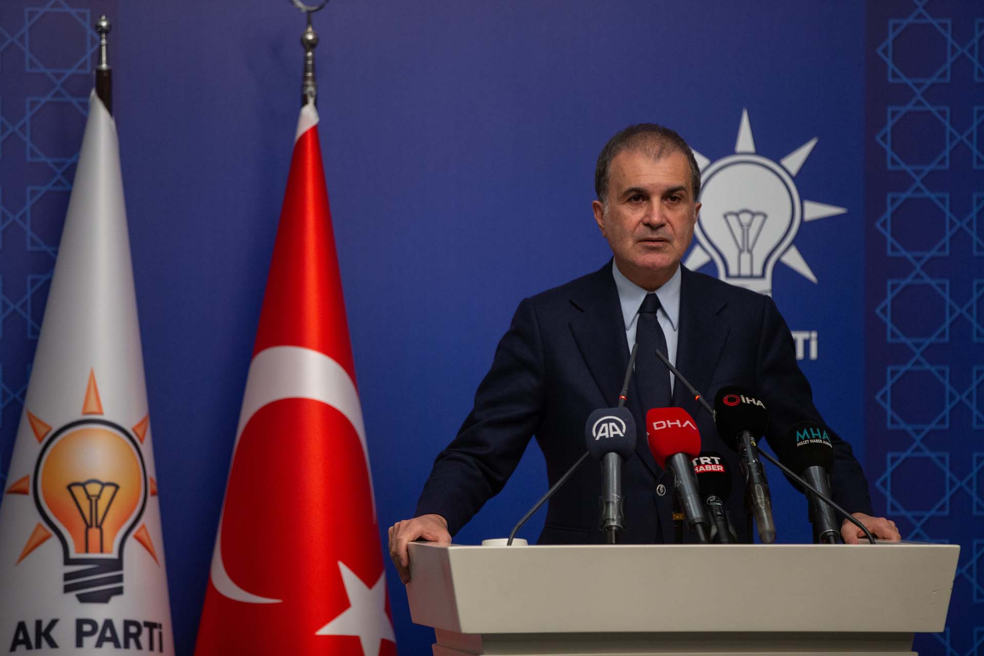 AK Parti Sözcüsü Çelik duyurdu: Elazığ afet bölgesi ilan edilecek! 10 bin TL'lik yardımlar hesaplara yatırılmaya başlandı