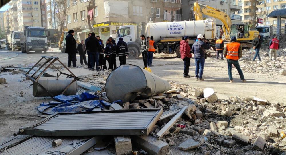 Şanlıurfa’da yıkılan binalar soruşturmasında gözaltı kararı verilmişti! 3’ü enkaz altında kalarak öldü