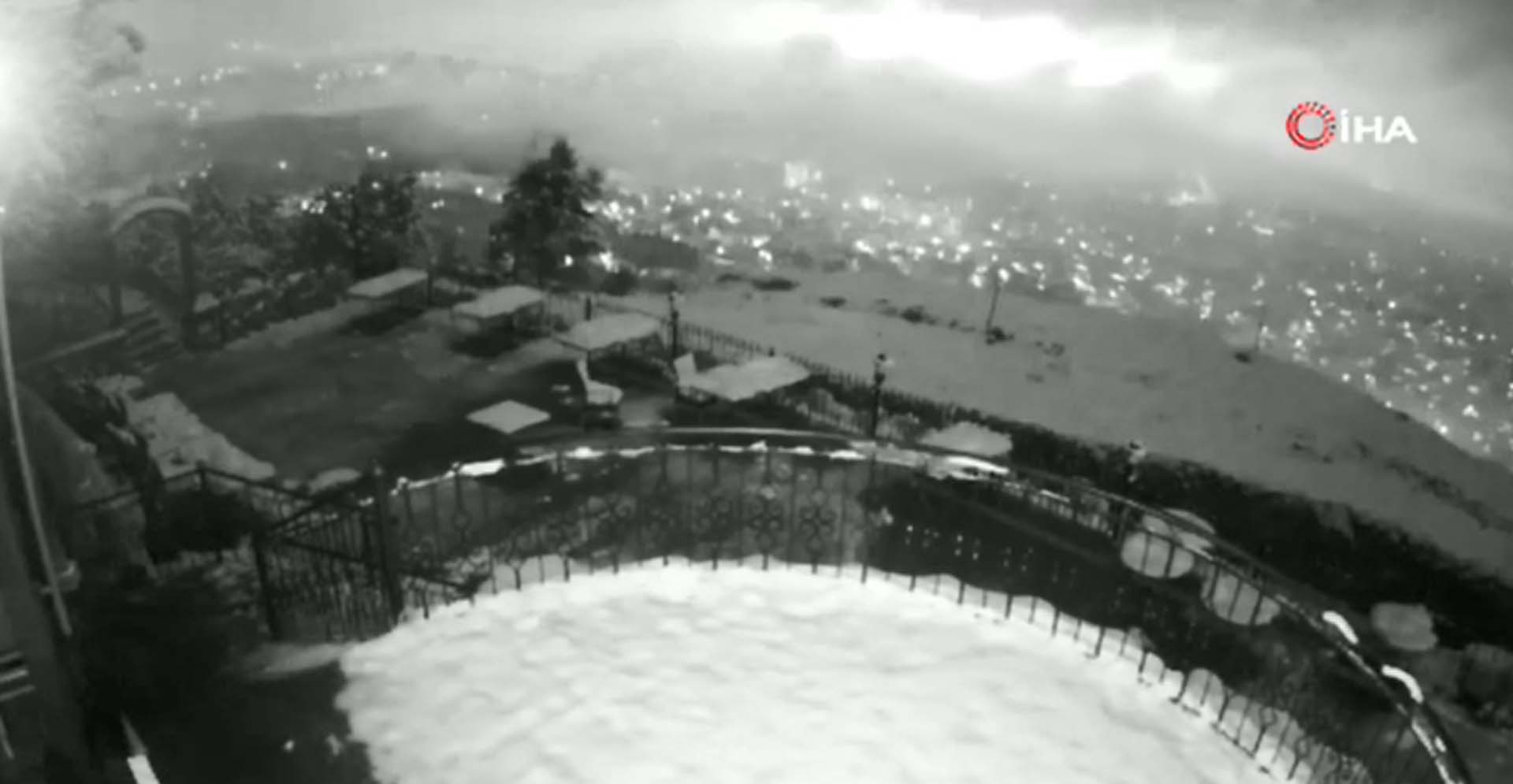 Kahramanmaraş depreminin yeni görüntüleri ortaya çıktı! Peş peşe ışıklar parladı, şehir karanlığa gömüldü