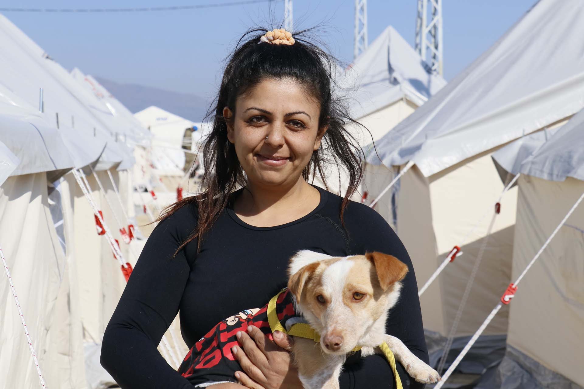 Düğün gecesi depreme yakalandılar! Enkaz altında yaşamını yitiren çiftten düğün görüntüleri kaldı!