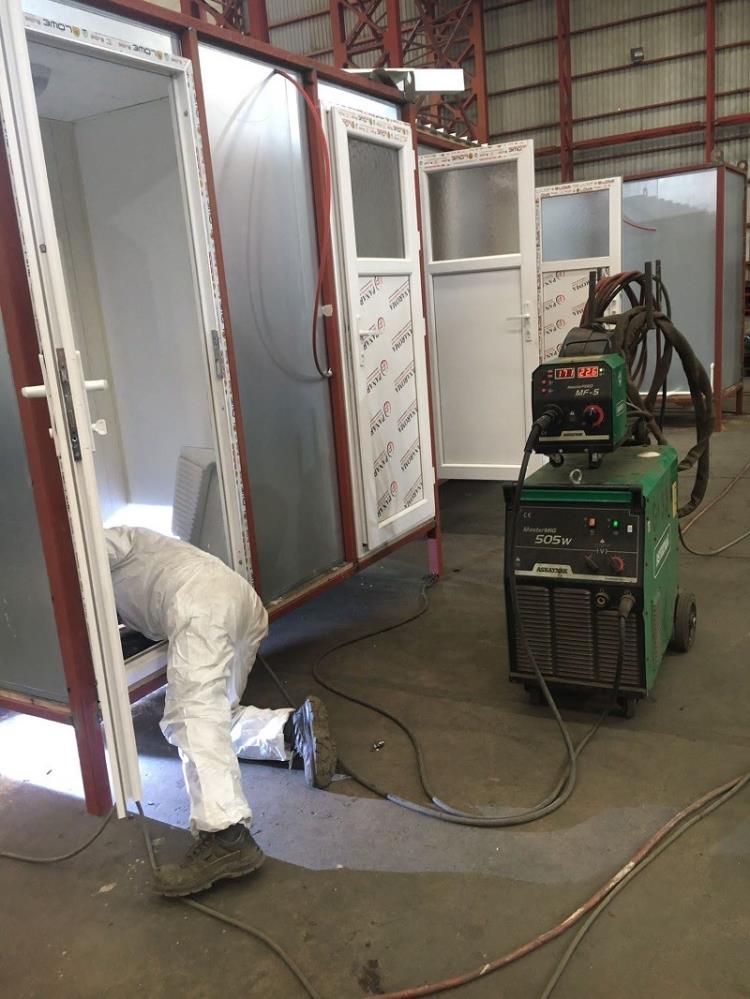 Depremzedelere destek sürüyor: Tuvalet ve duş kabini üretimi başladı