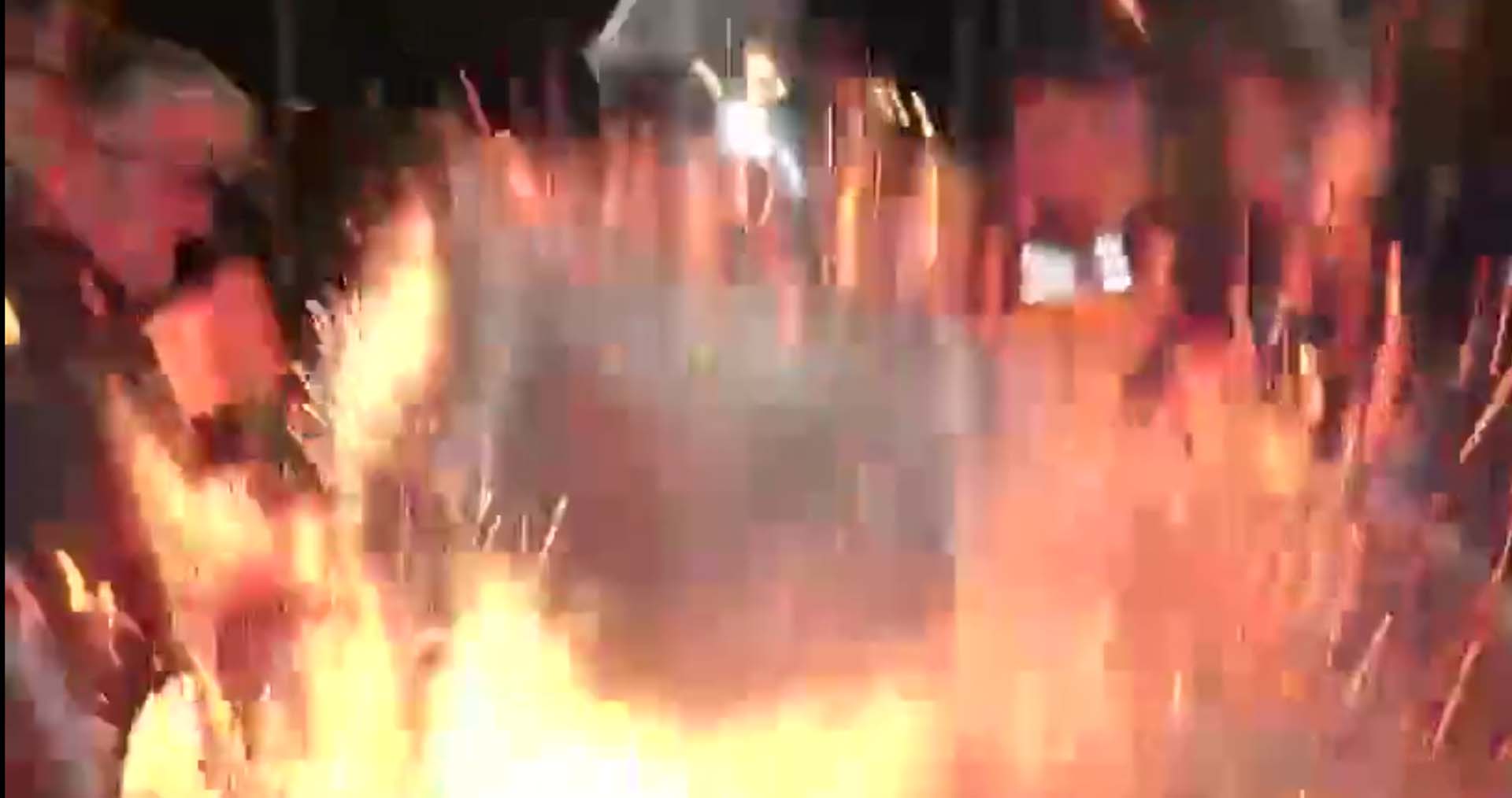 Fahrettin Koca ve sağlık çalışanları ölümden döndü! Isındıkları soba bomba gibi patladı! İşte korku dolu o anlar... 