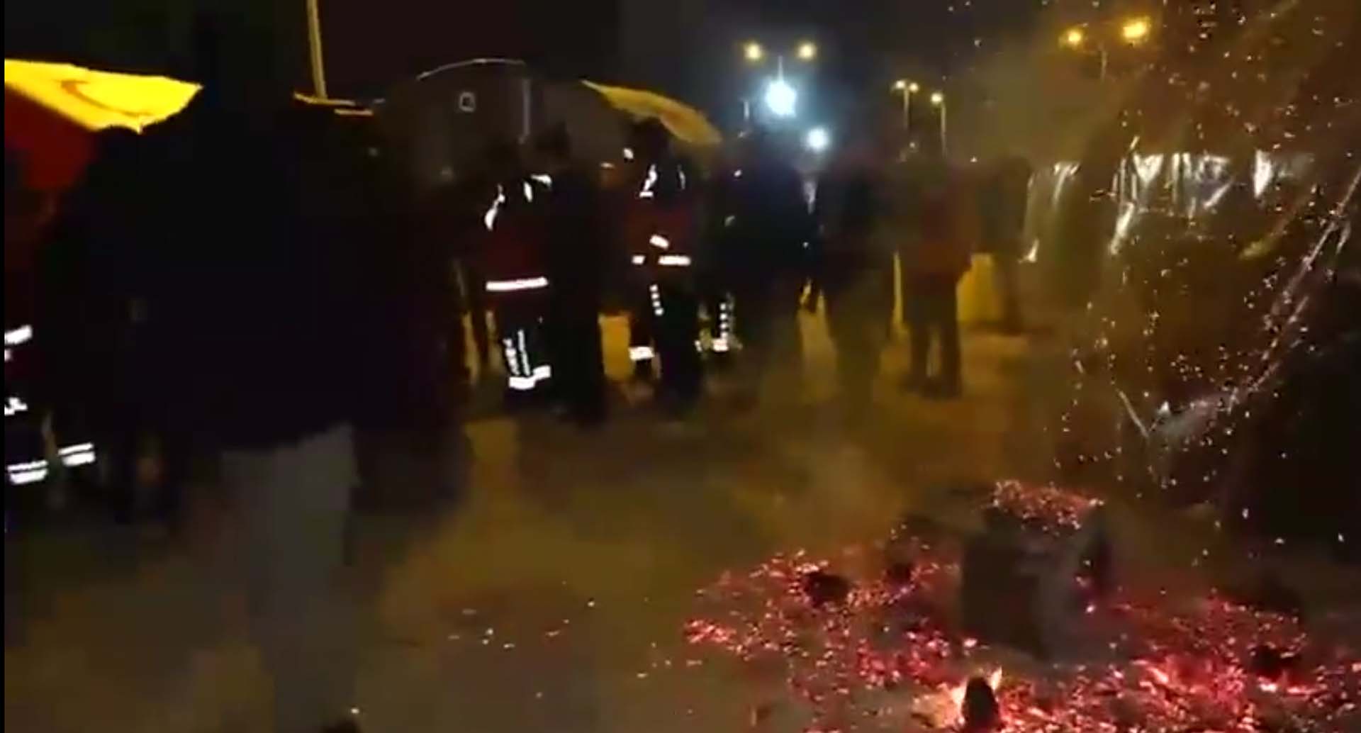 Fahrettin Koca ve sağlık çalışanları ölümden döndü! Isındıkları soba bomba gibi patladı! İşte korku dolu o anlar... 