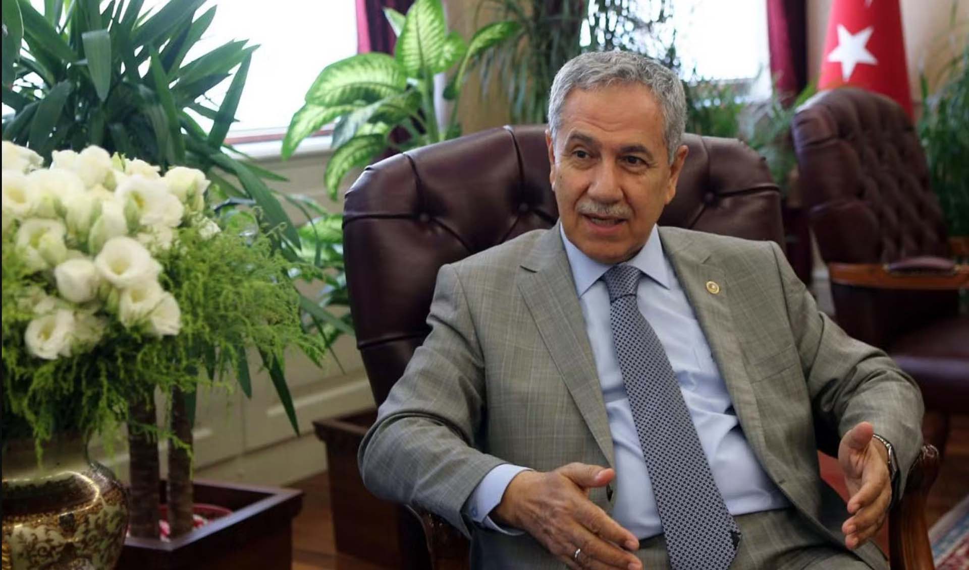 Seçimlerin ertelenmesini istemişti! Bülent Arınç'tan bir çıkış daha: Hala enkazda kalan var, hangi seçmenden oy isteyeceksiniz?