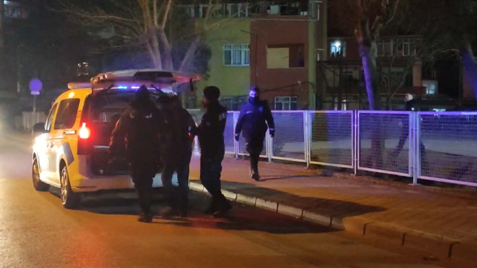 Kocaeli Gebze'de park kavgası! İki grup birbirine girdi: Yaralılar ve gözaltına alınanlar var 