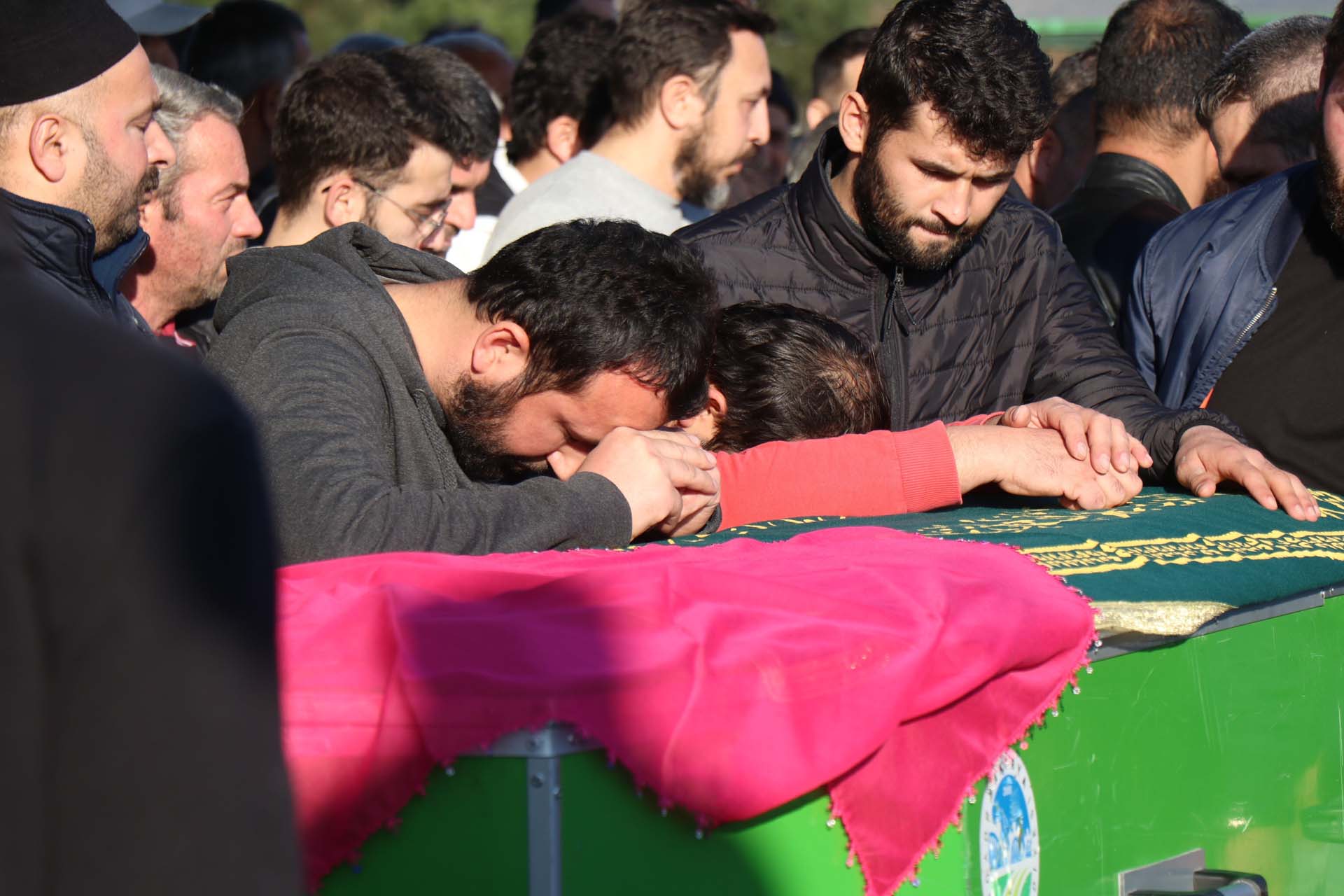 Korkunç olay! Doğalgaz sızıntısı bir aileyi yok etti!