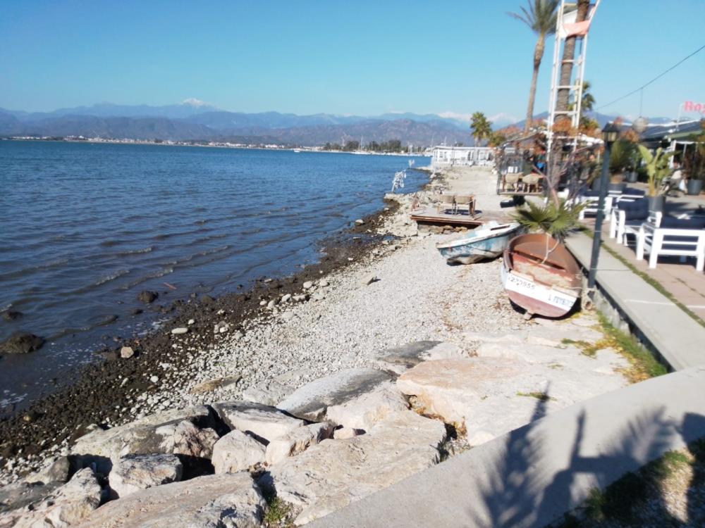 Fethiye’de deniz 10 metre çekildi: Denizcilerden açıklama geldi