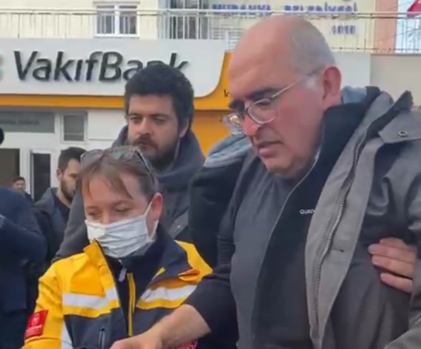 Bursa'da doktorun zor anları: Açlık grevindeyken fenalaştı