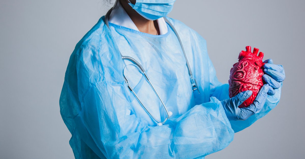 Koltuk Altı Kalp Ameliyatı Nedir? Avantajları Nelerdir, Kimlere Uygulanır? Prof. Dr. Yavuz Beşoğul Yanıtladı!