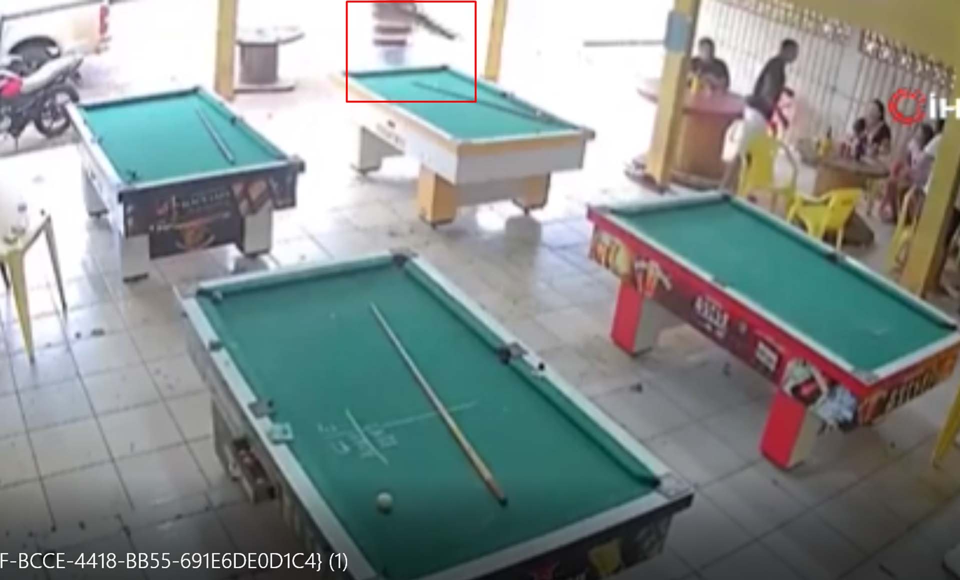 Bilardoda kaybeden kişi dehşet saçtı: Kendisine gülen 7 kişiyi öldürdü 