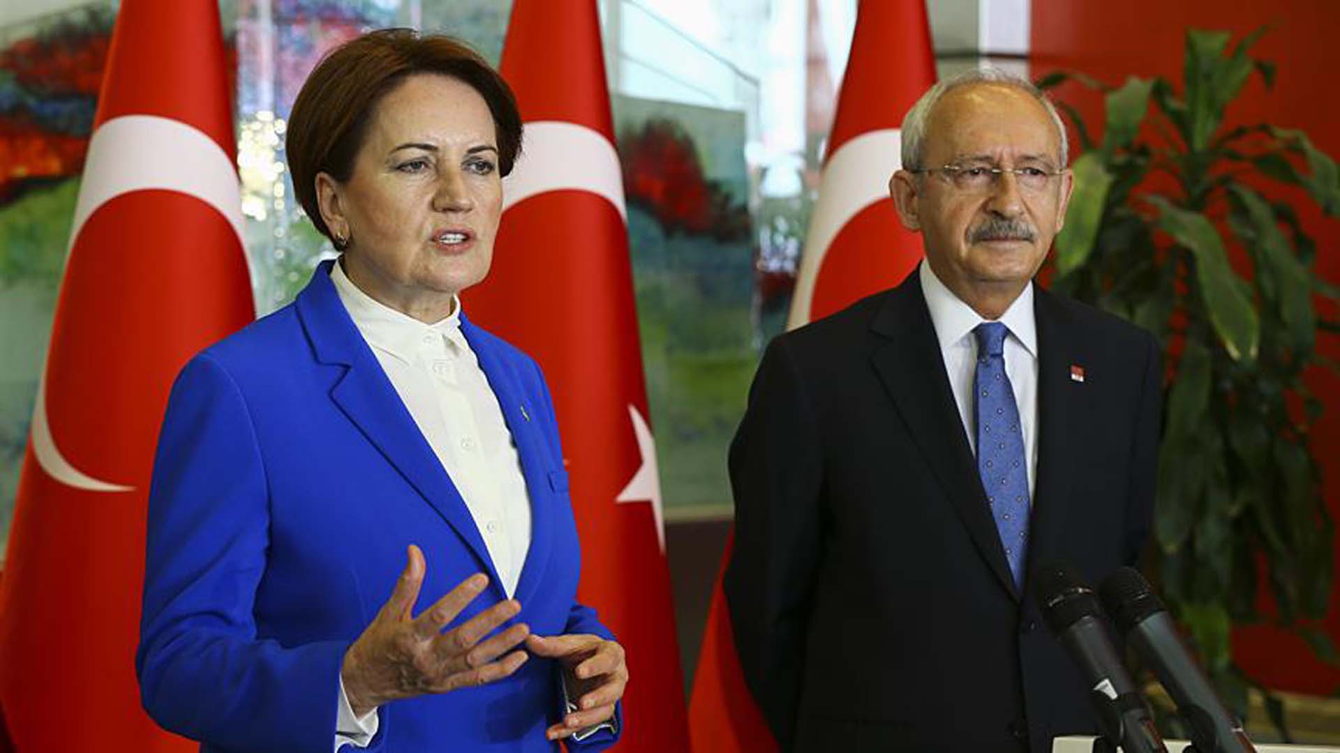 Meral Akşener, Kılıçdaroğlu'nu topa tuttu: Beceremediniz.Terbiyesiz, fırsatçı ben oldum