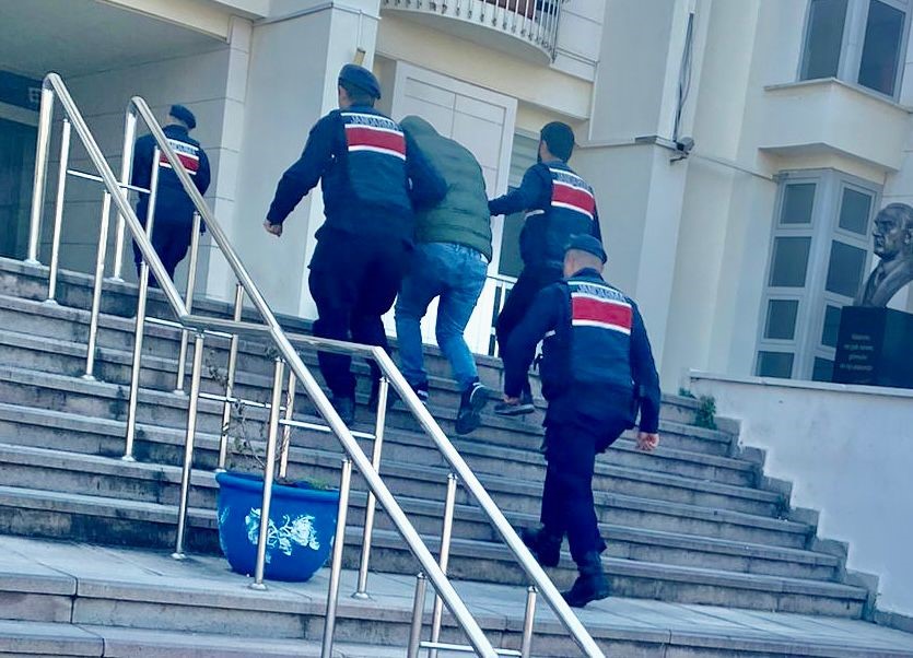 36 ayrı suçtan aranıyordu: Muğla'da yakayı ele verdi