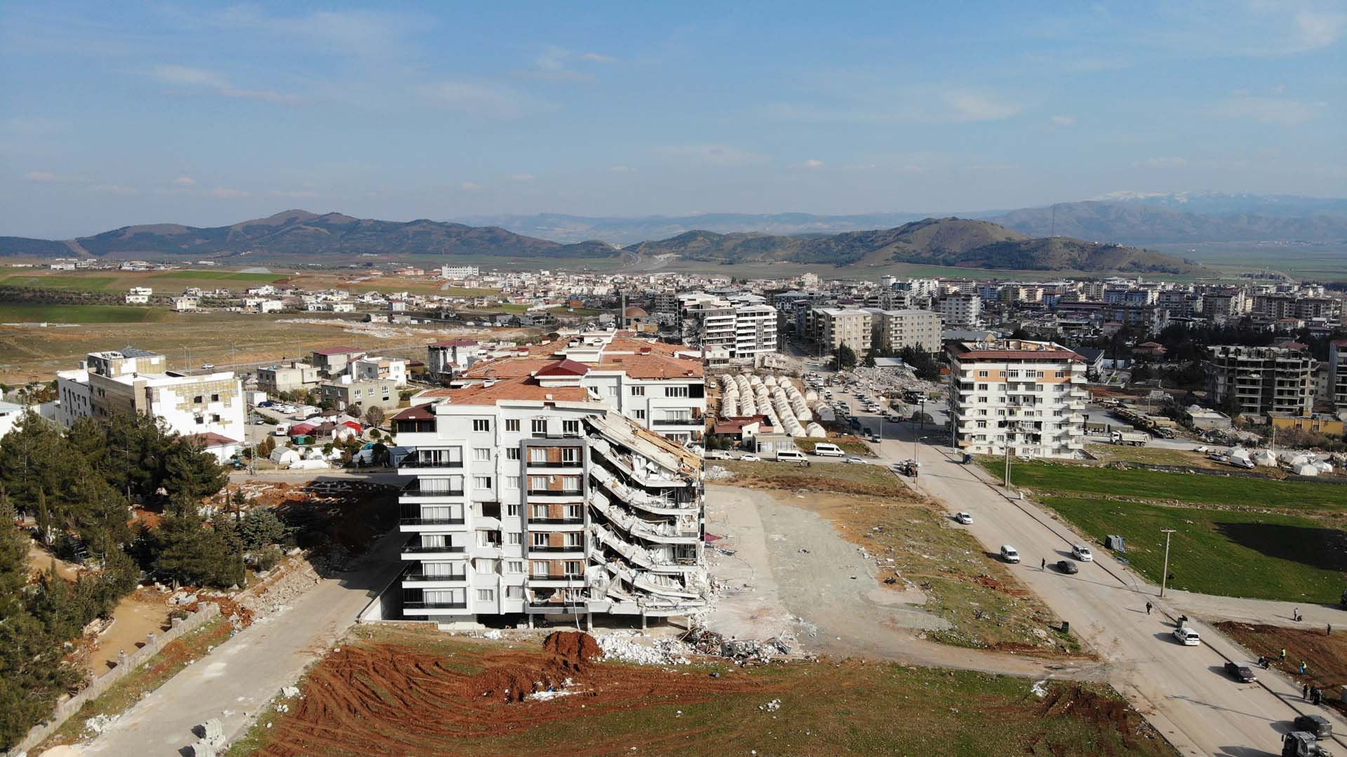 Gaziantep'te deprem soruşturması! Nurdağı Belediye Başkanı Ökkeş Kavak tutuklandı