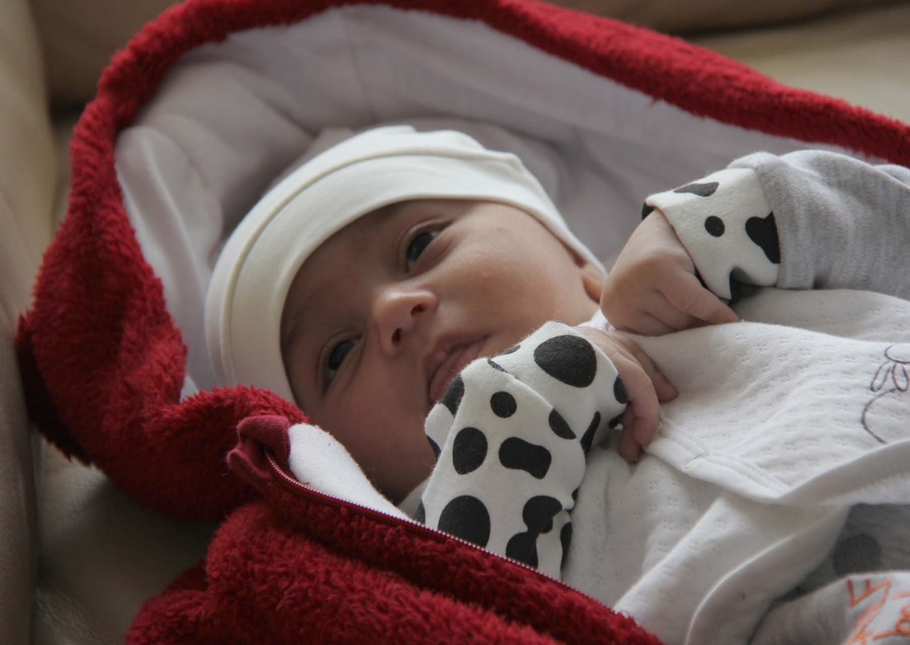 Kahramanmaraş'ta bir anne depremden 20 gün sonra bebeğine kavuştu!