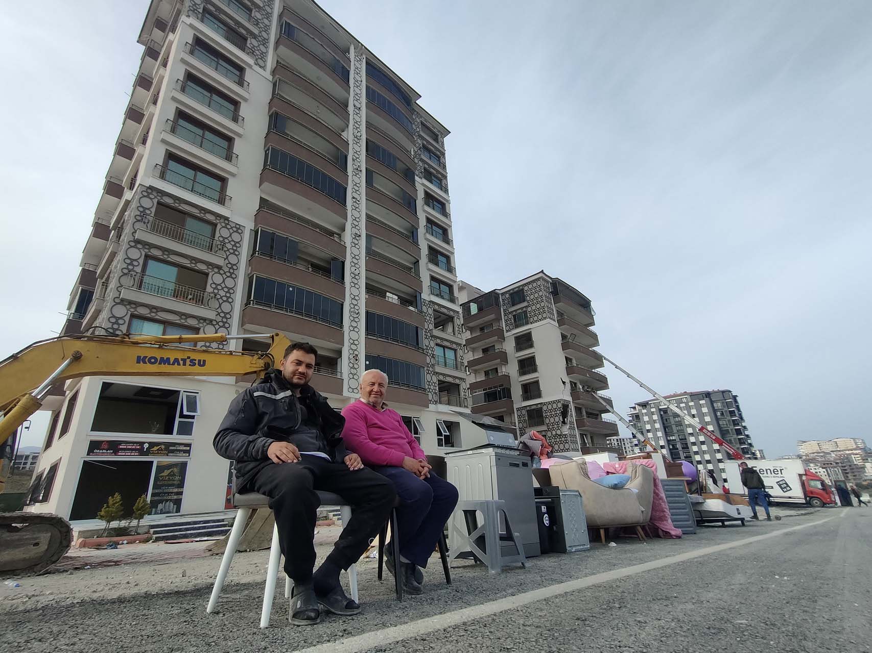 Deprem gecesi ağlayarak uyandı ailesini kurtardı! 6 günlük bebek anne ve babasının hayatını kurtardı!