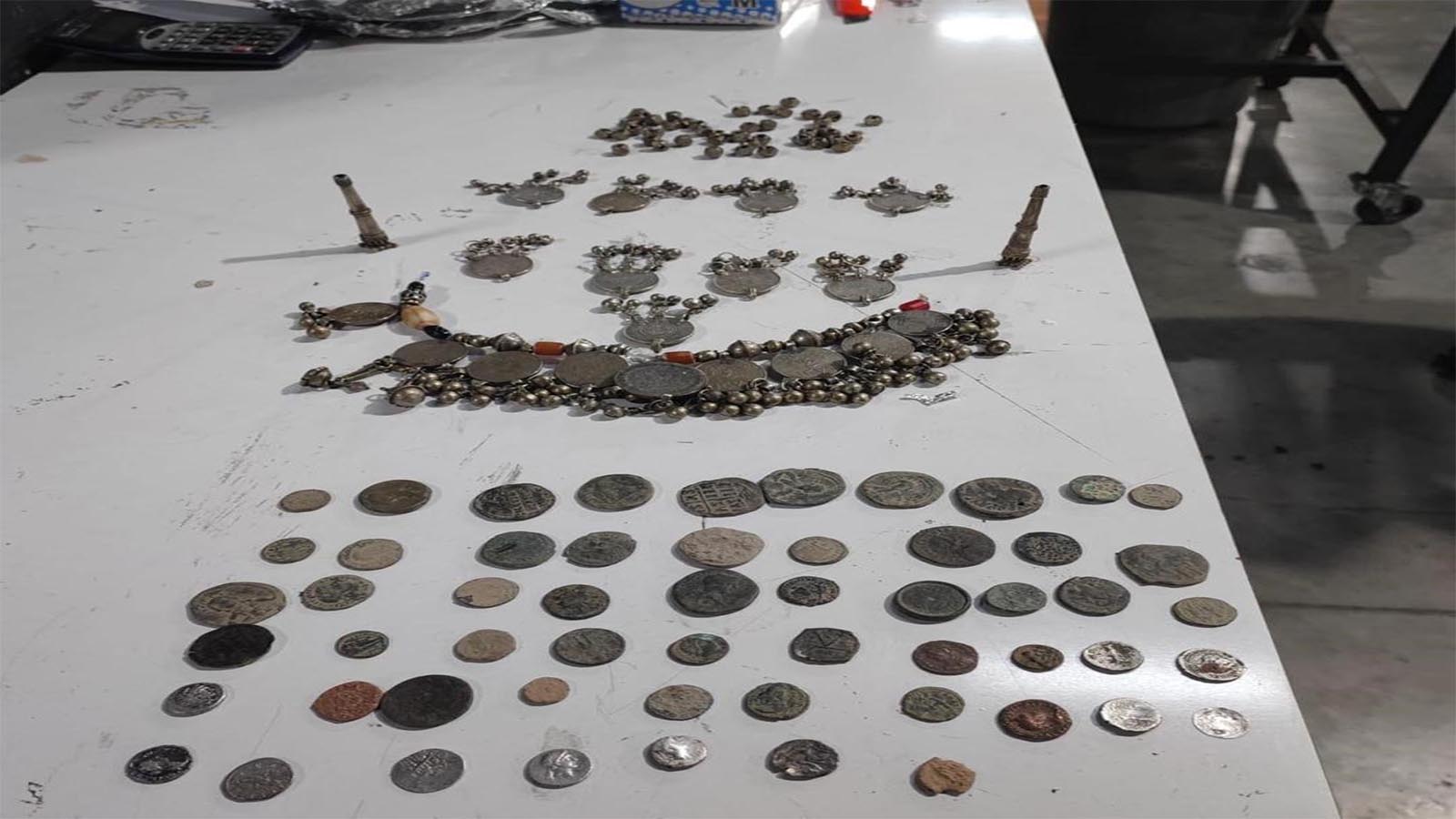 Yüzlerce yıllık tarihi esereleri çalan hırsızlar yakalandı!