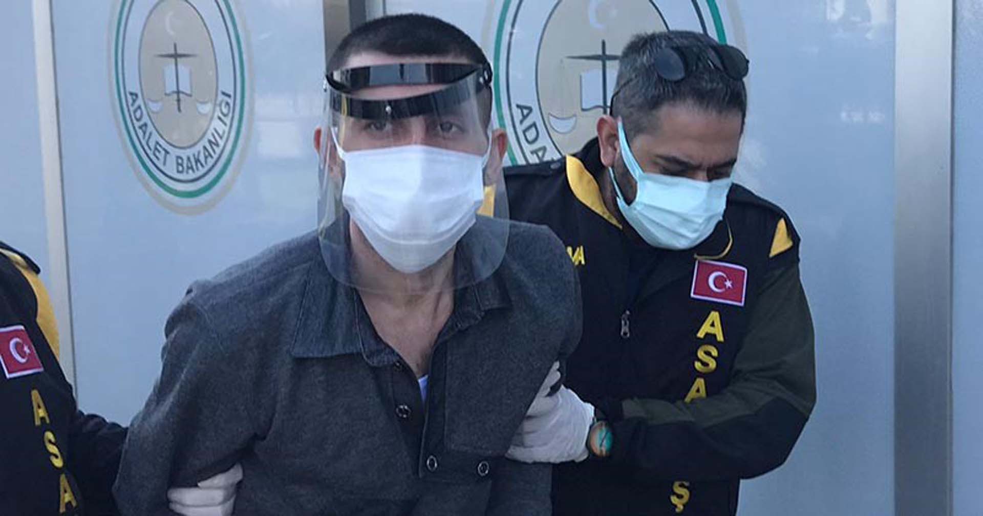 Balıkesir'de akıl almaz cinayet! Hamile eşini 97 kez bıçakladı!