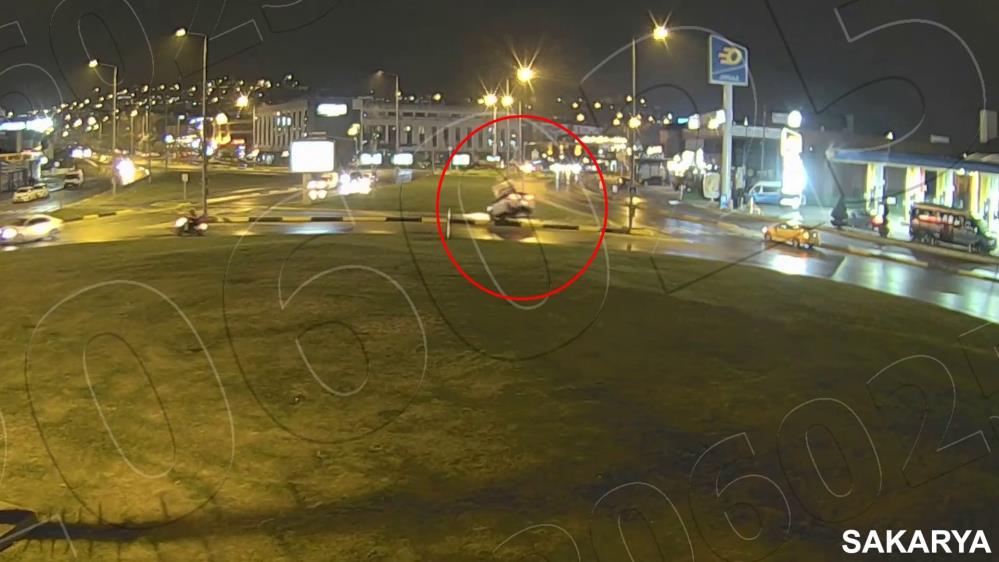 Önce çarptı, sonra kaçtı: Trafik kazaları kameralara yansıdı