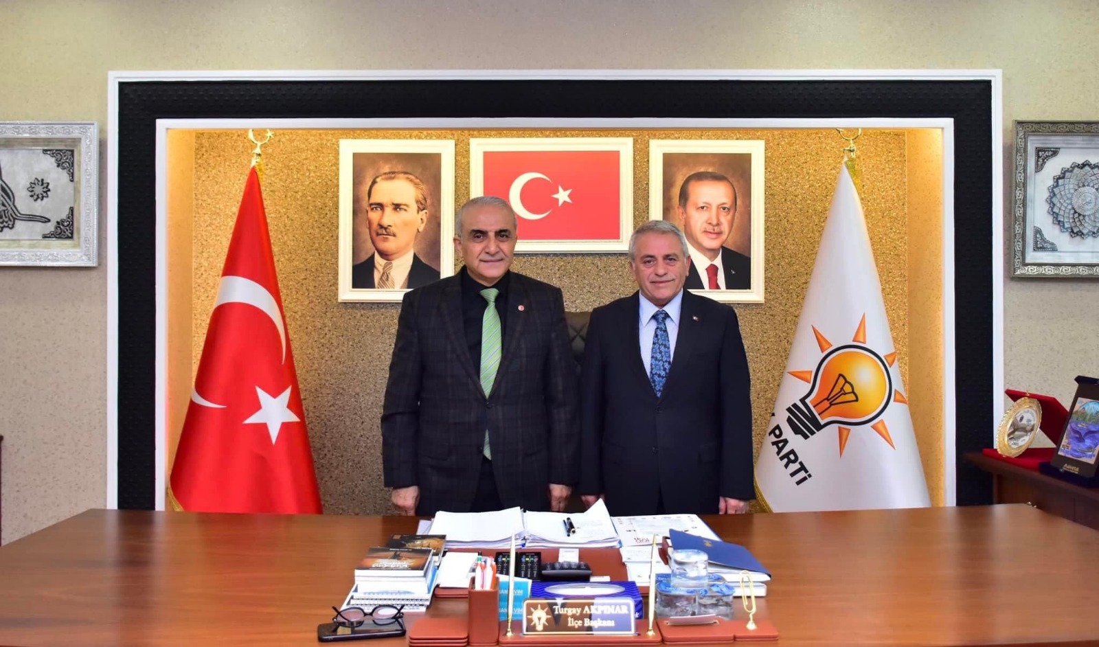 Milletvekili aday adayı Hüseyin Özmen İlçe Başkanlarını ziyaret etmeye devam ediyor