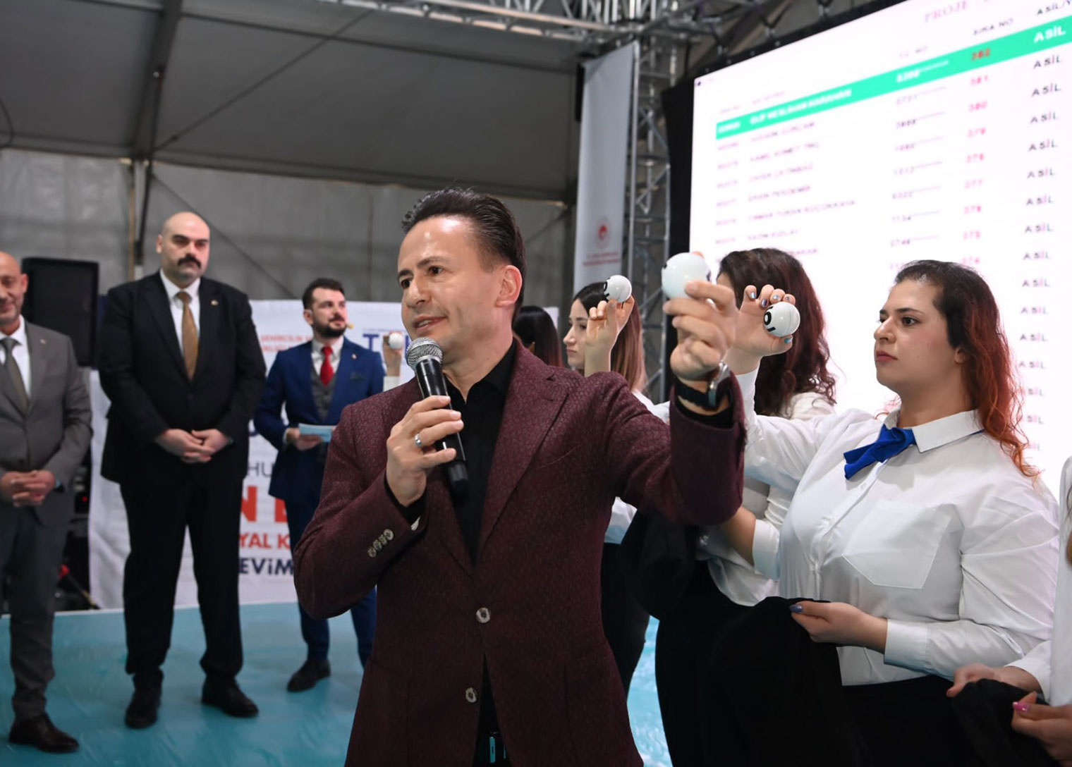 Dr. Şadi Yazıcı: "Herkesi Tuzla'ya yerleşmeye ve yaşamaya davet ediyorum"